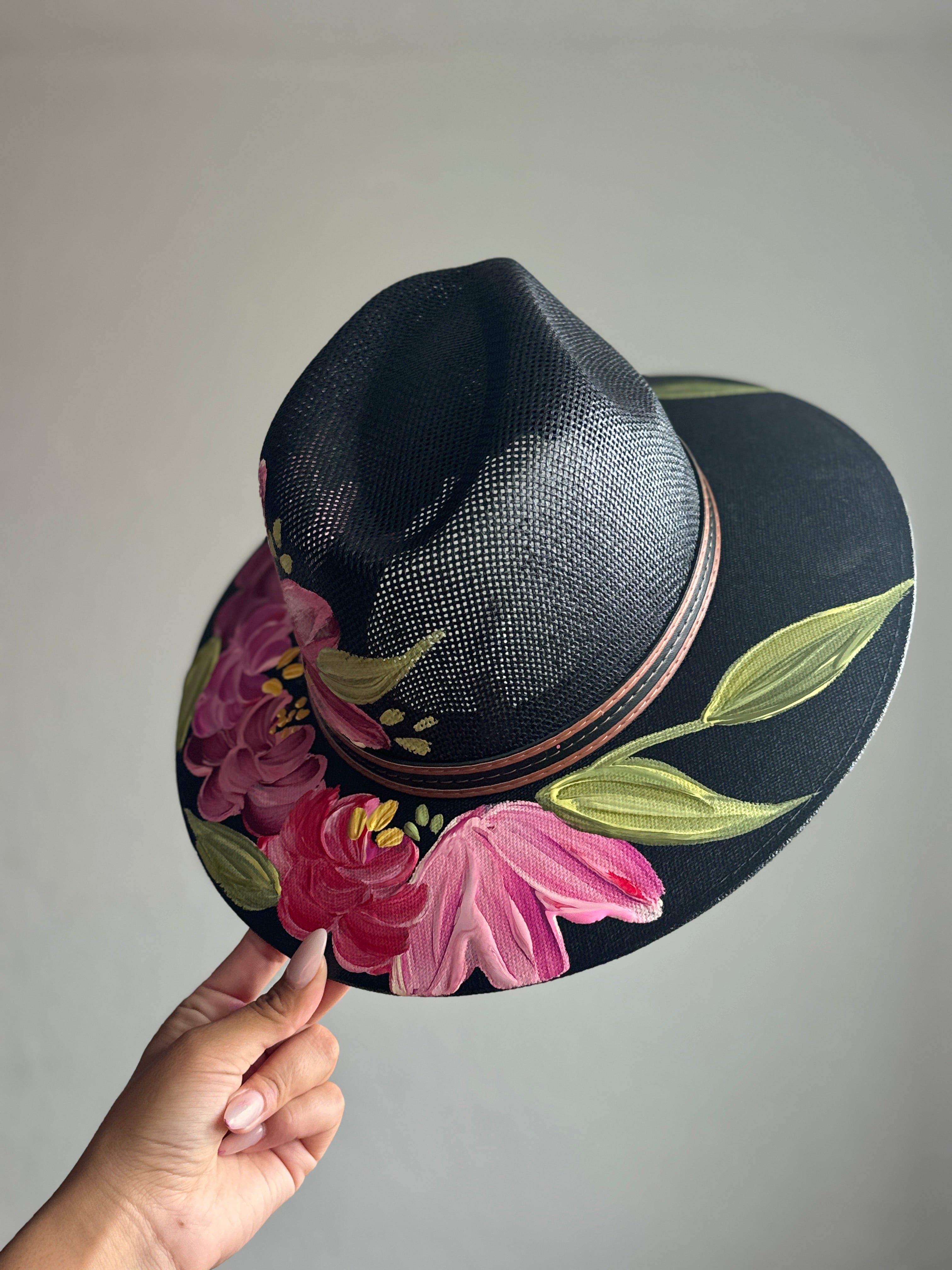 Black  Explorer Straw Hat Large