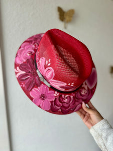 Medum Red Straw Hat Explorer Style