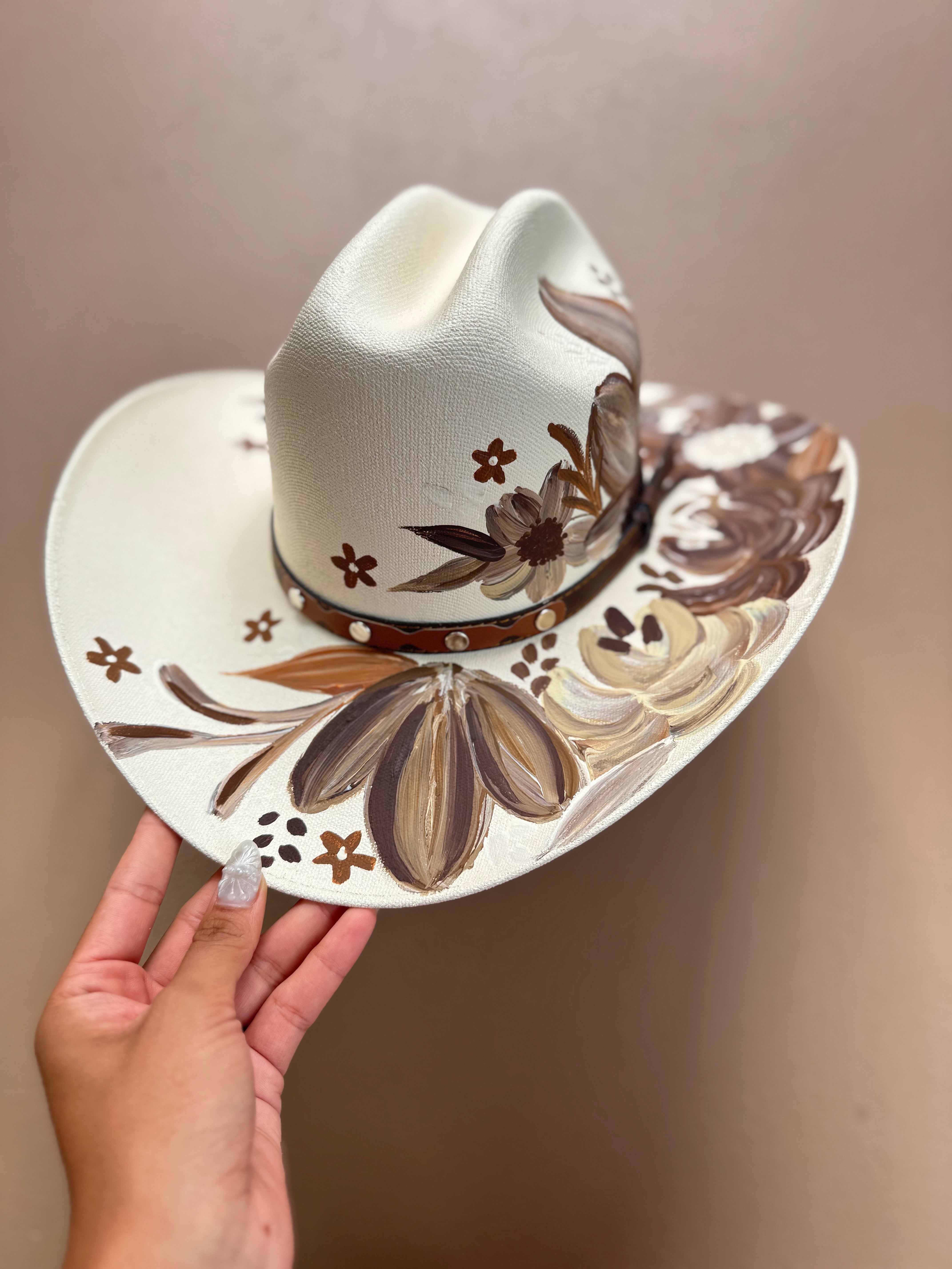 Medium Rounded Cafecito Straw Cowgirl Hat