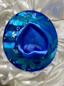 Ocean Heart Crown Hat Medium