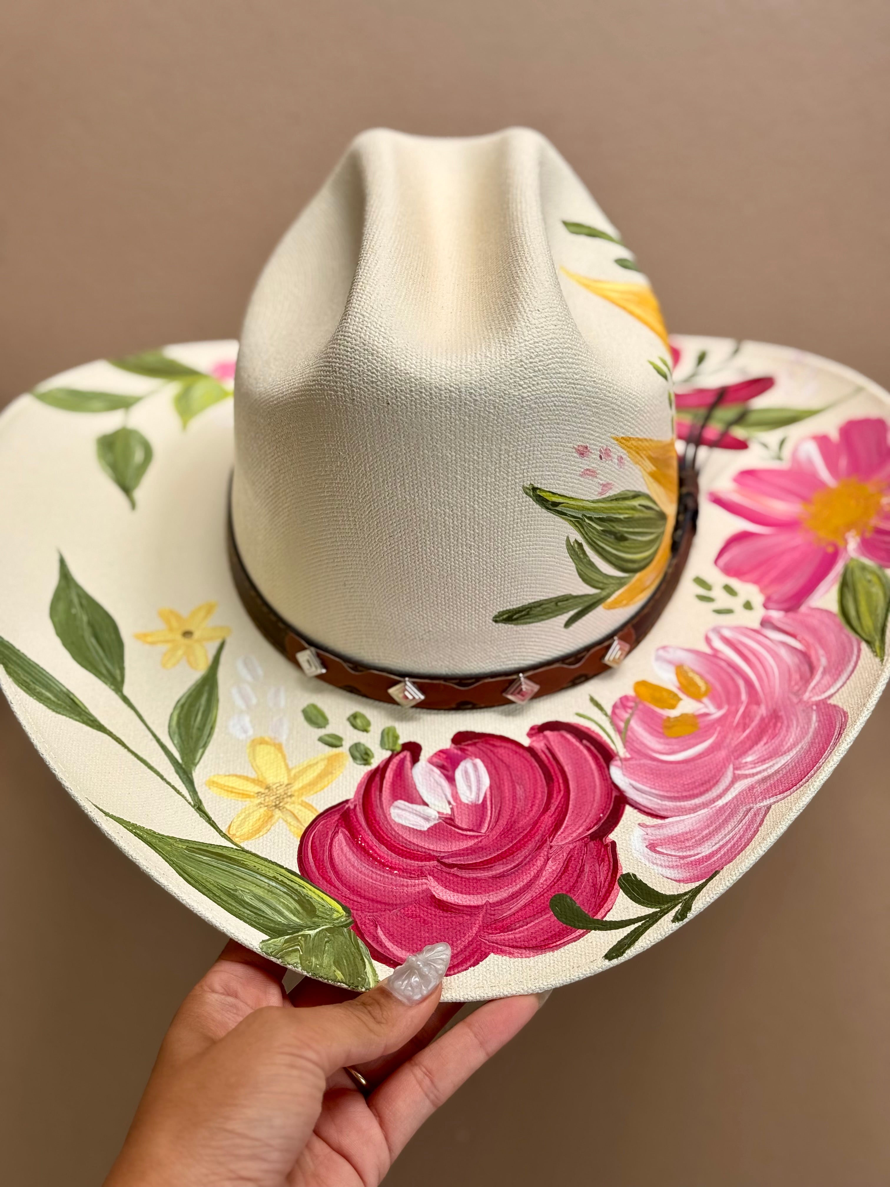 Medium Rounded Sunflower Straw Cowgirl Hat