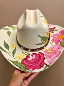Medium Rounded Sunflower Straw Cowgirl Hat