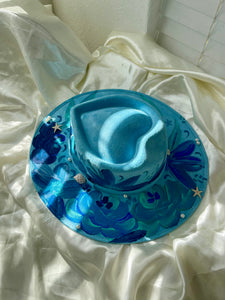 Ocean Heart Crown Hat Medium