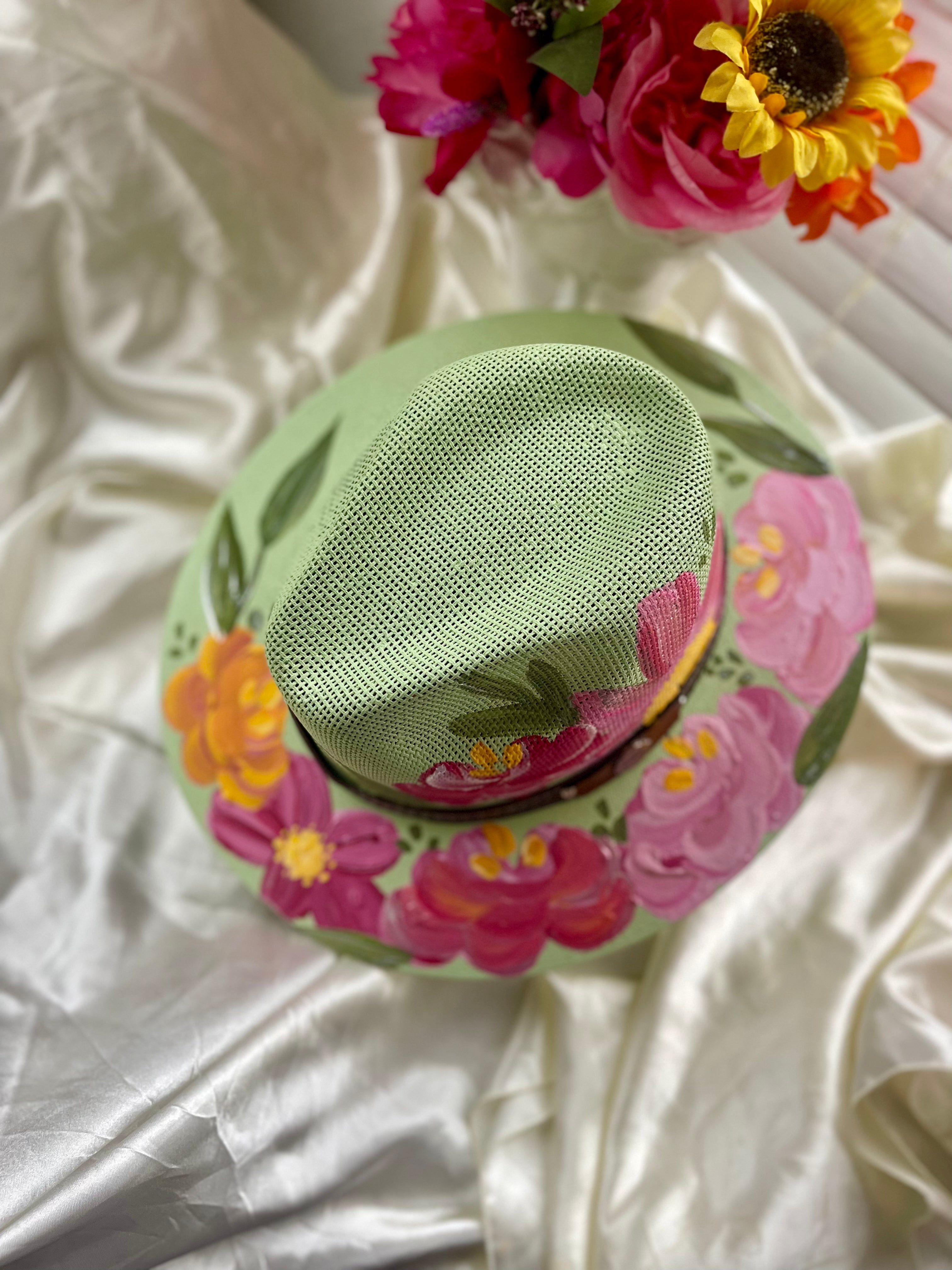 Médium Straw Hand Painted Hat