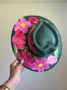 Medium Heart Crown Hat in Verde Mexicano