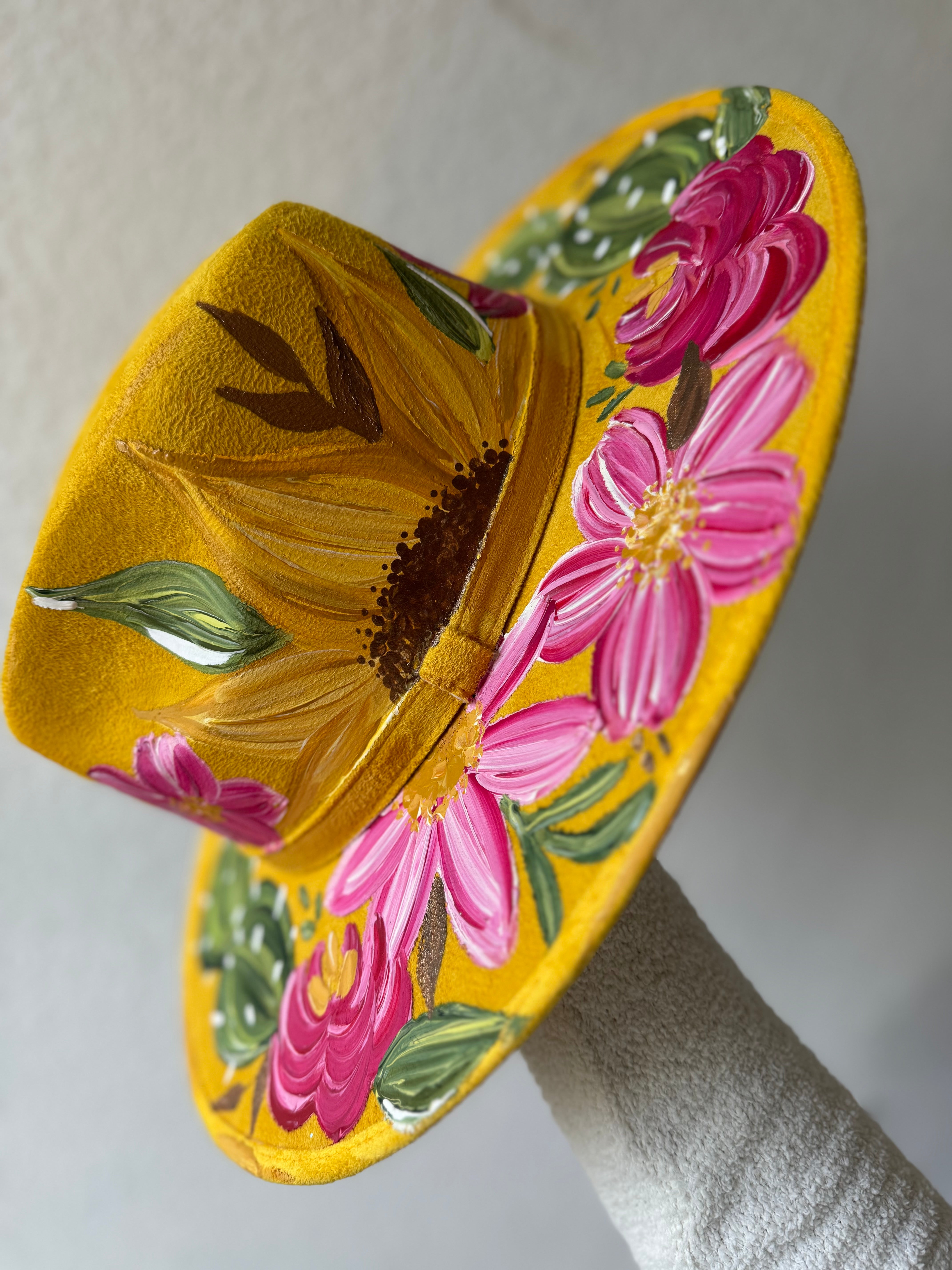 Medíum Mustard Floral Fedora