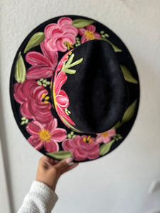 Medíum Black Floral Fedora