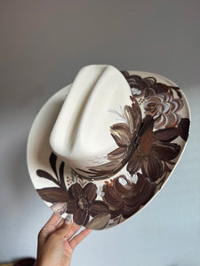 Medium Rounded Cafecito Straw Cowgirl Hat