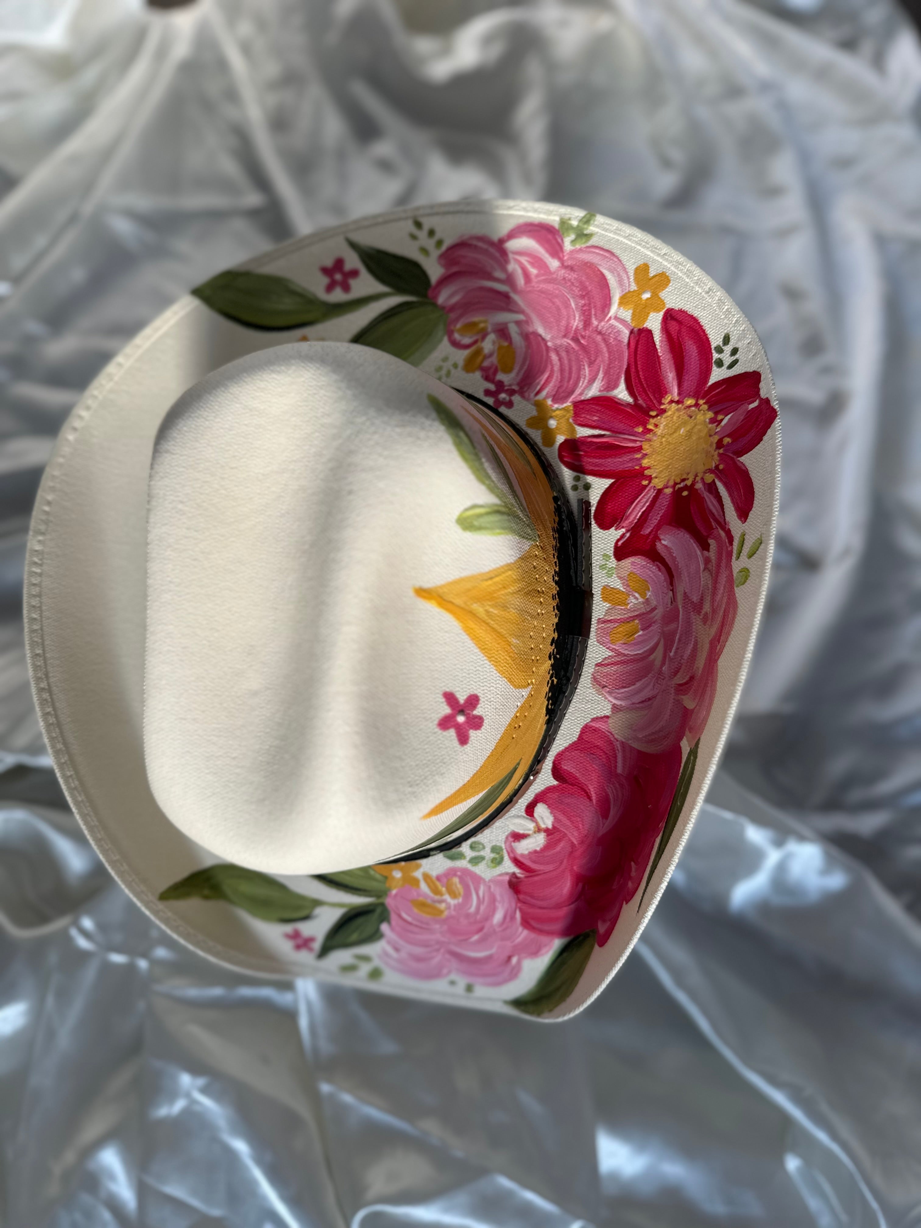 Medium Cowgirl Straw Hat