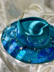 Ocean Heart Crown Hat Medium